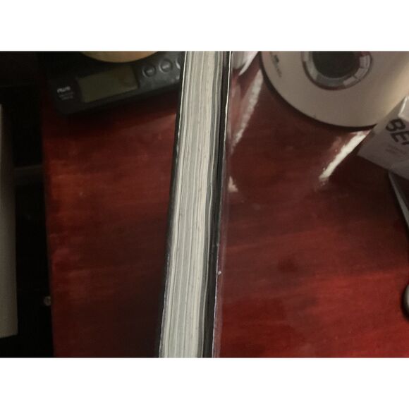 Tomb Raider Limited Edition Book - Picture 9 of 16